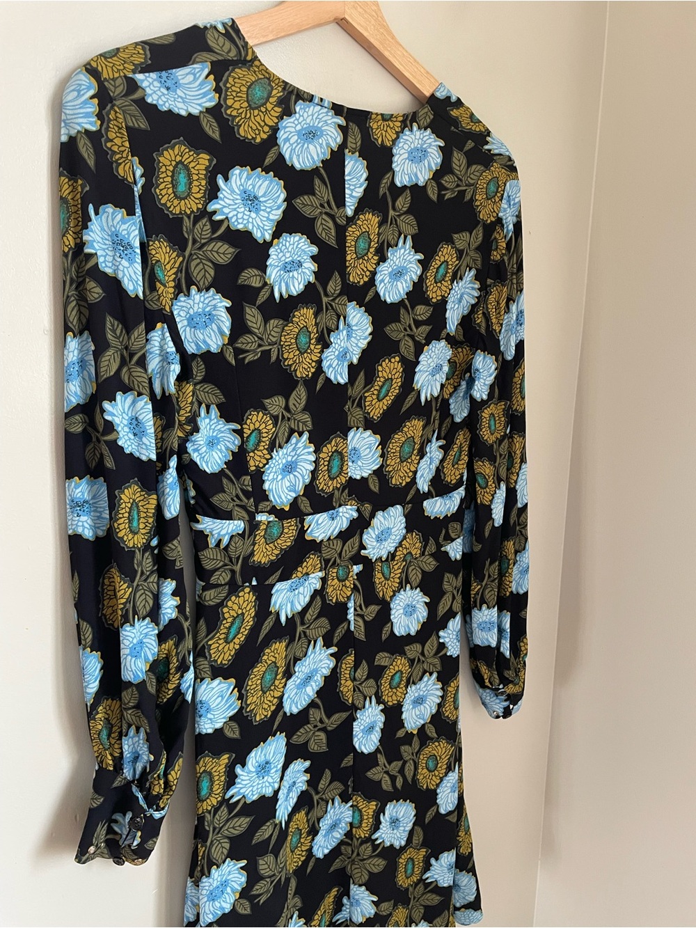 Sandro Fraternite Embellished Floral Mini Dress Size 36 Small Parisian Boho - Picture 6 of 15